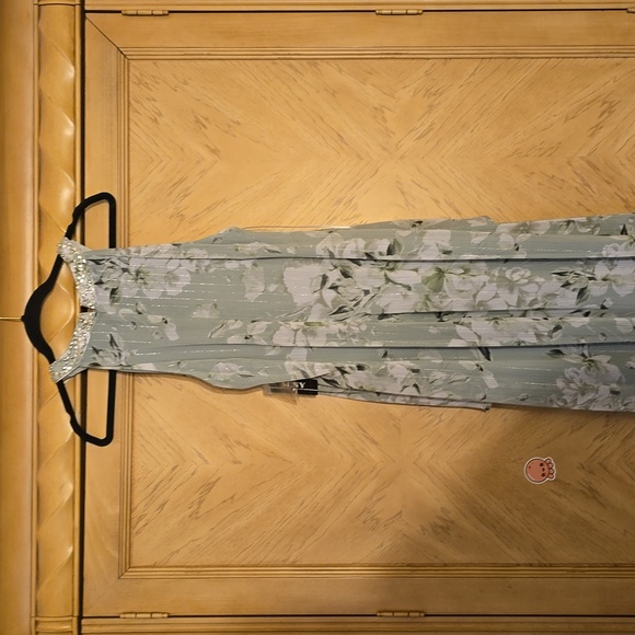 SL Fashions Womens Long Maxi Chiffon Gown with Jewel Halter Neck - Picture 16 of 16